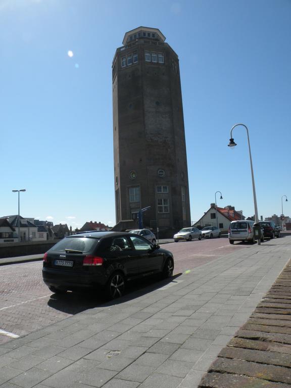 De Boer Apartment *